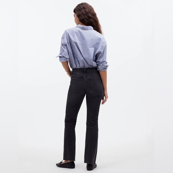 Madewell Kick Out Crop Jeans in Armand Wash - Picture 2 of 16